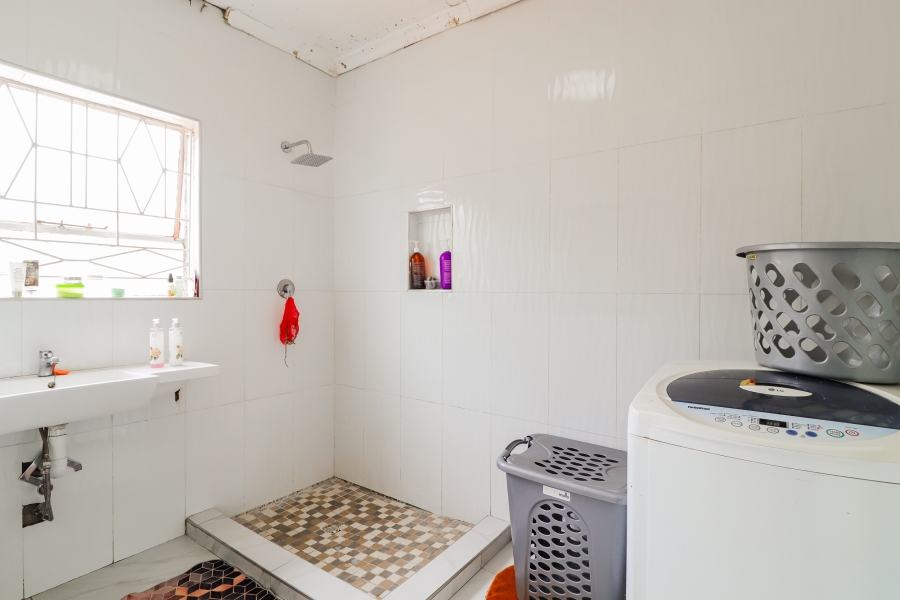 3 Bedroom Property for Sale in Lenasia South Gauteng