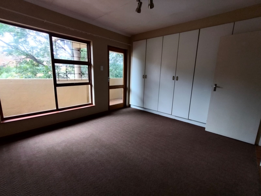 To Let 2 Bedroom Property for Rent in Kenmare Gauteng