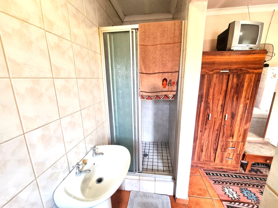 4 Bedroom Property for Sale in Eldoraigne Gauteng