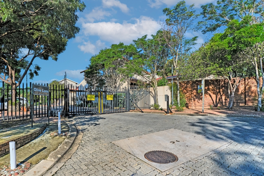 4 Bedroom Property for Sale in Morningside Gauteng