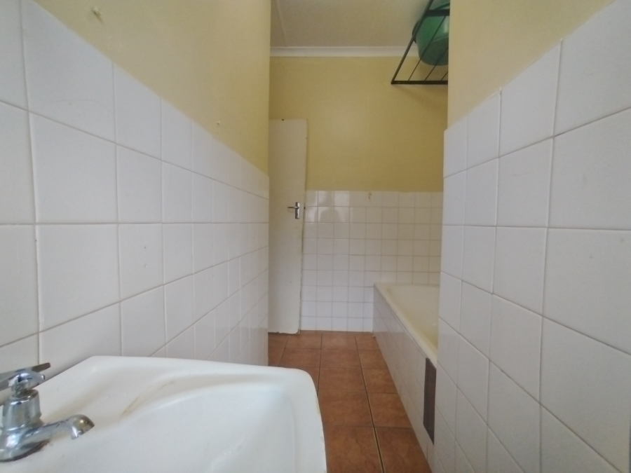 1 Bedroom Property for Sale in Pretoria North Gauteng