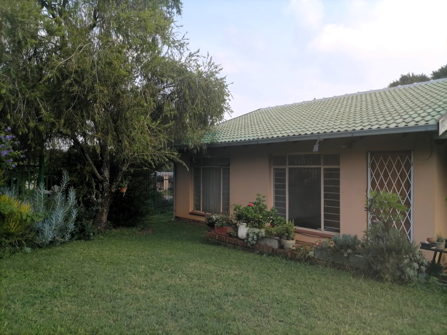 To Let 1 Bedroom Property for Rent in Doringkloof Gauteng