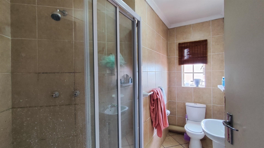 3 Bedroom Property for Sale in Terenure Gauteng
