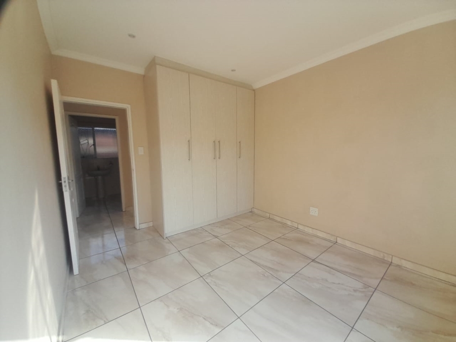 3 Bedroom Property for Sale in Three Rivers Gauteng