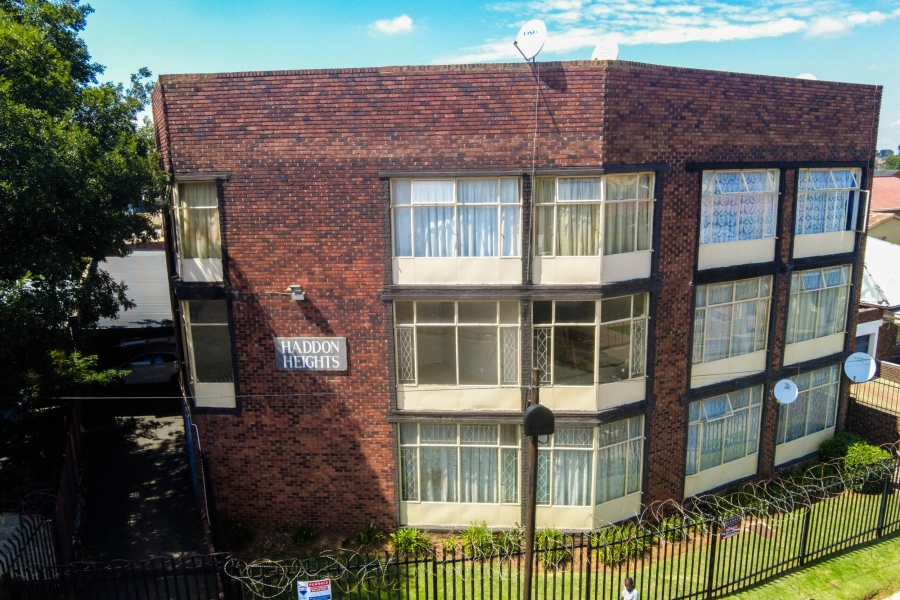 1 Bedroom Property for Sale in Haddon Gauteng