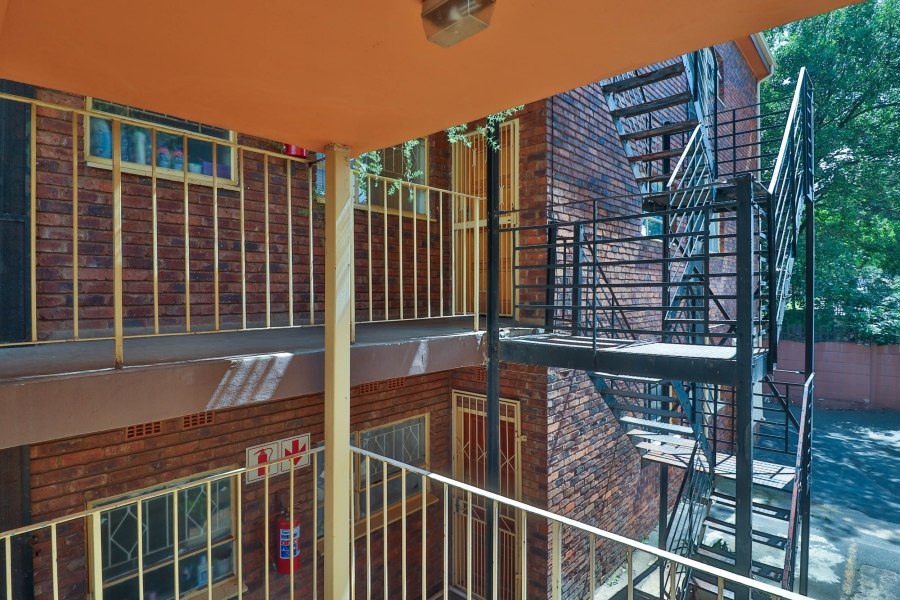 1 Bedroom Property for Sale in Haddon Gauteng