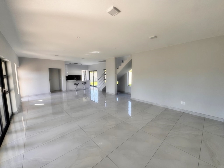 To Let 3 Bedroom Property for Rent in Eldoraigne Gauteng