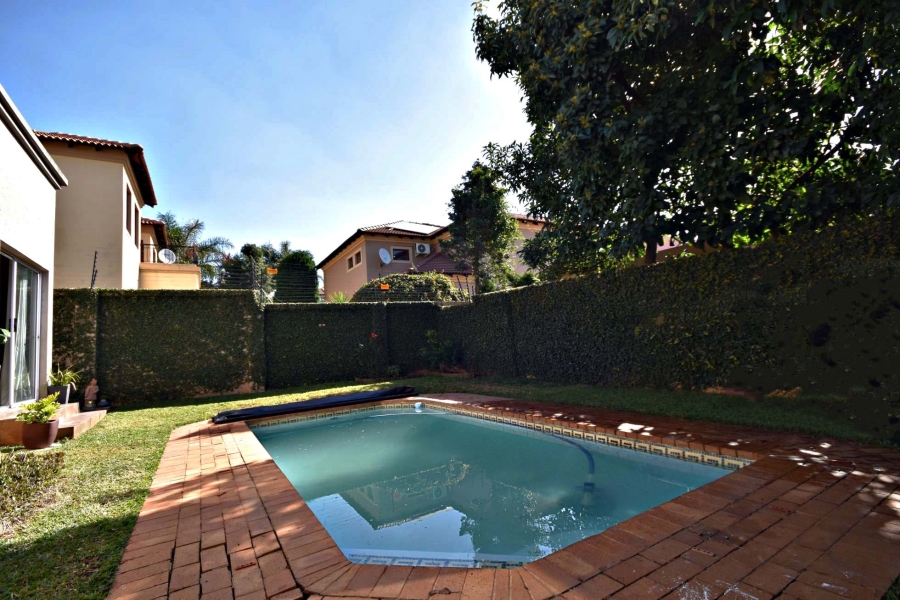 3 Bedroom Property for Sale in Bromhof Gauteng