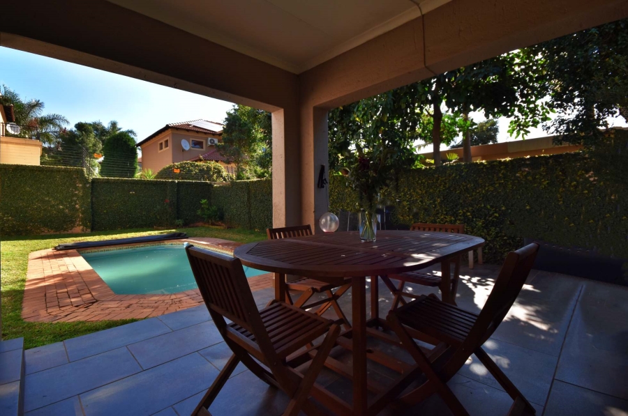 3 Bedroom Property for Sale in Bromhof Gauteng