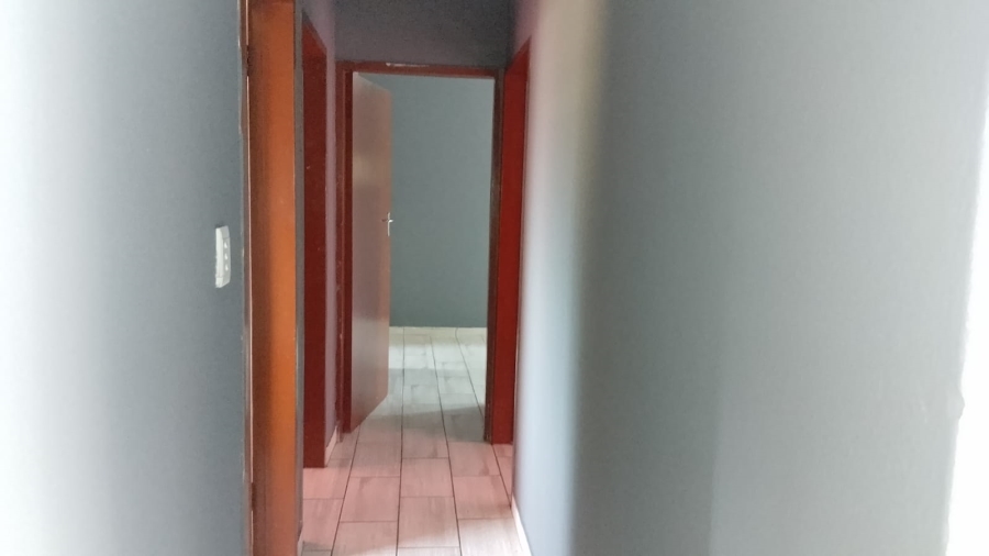 To Let 3 Bedroom Property for Rent in Olievenhoutbosch Gauteng