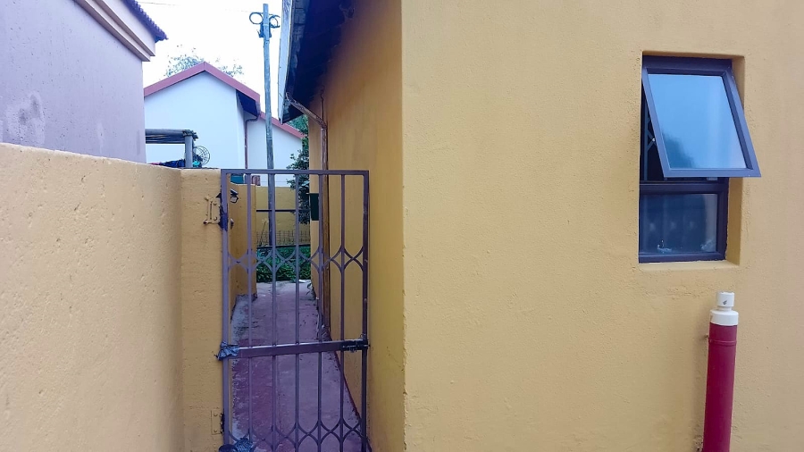 To Let 3 Bedroom Property for Rent in Olievenhoutbosch Gauteng