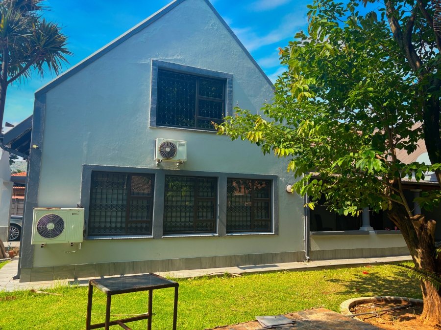 4 Bedroom Property for Sale in Theresa Park Gauteng