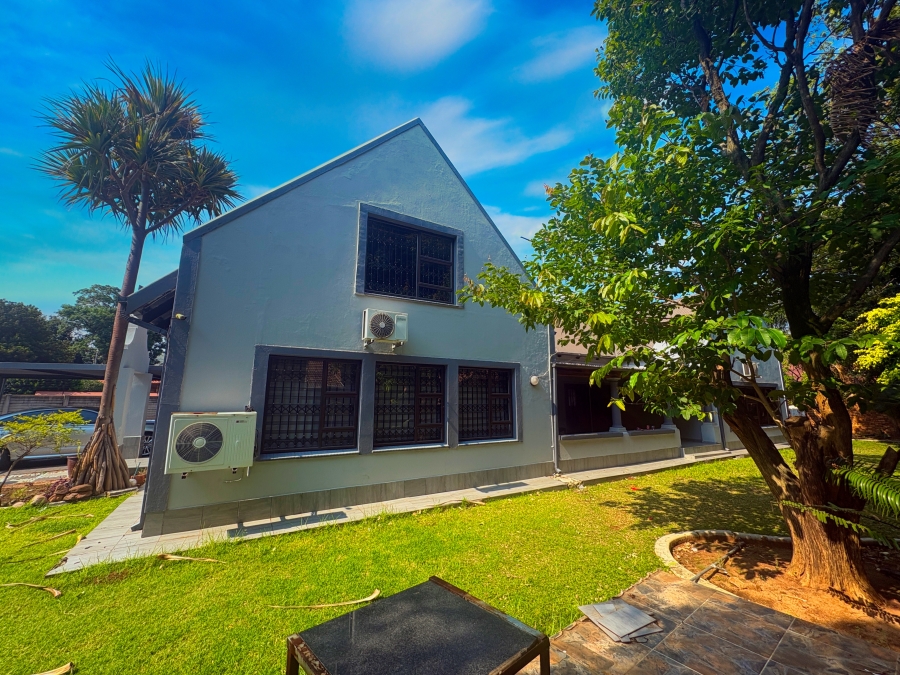 4 Bedroom Property for Sale in Theresa Park Gauteng