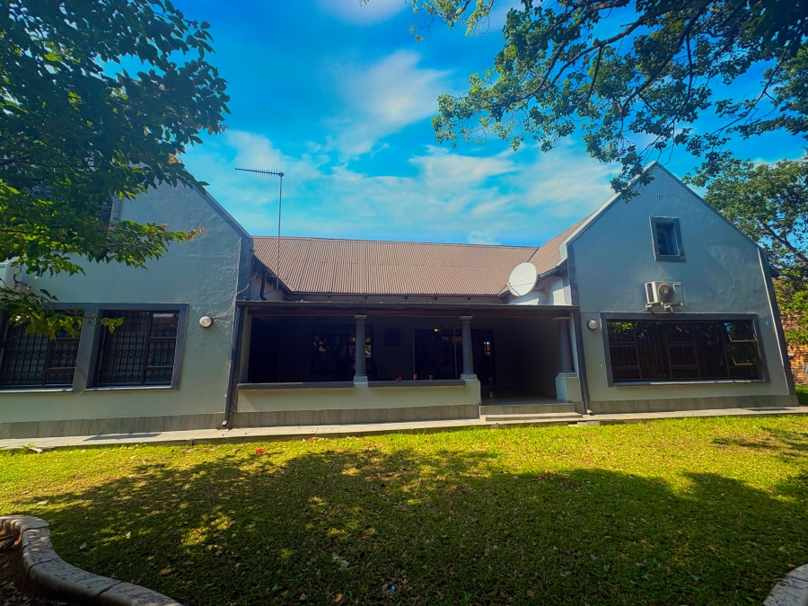 4 Bedroom Property for Sale in Theresa Park Gauteng