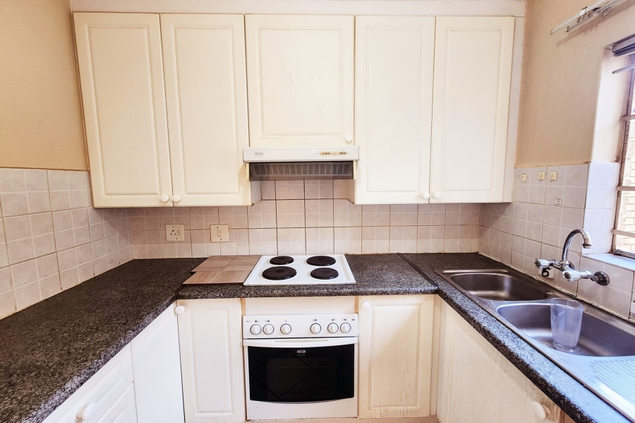 2 Bedroom Property for Sale in Amberfield Gauteng
