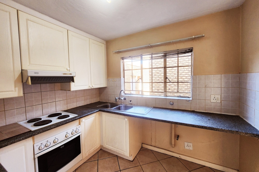 2 Bedroom Property for Sale in Amberfield Gauteng