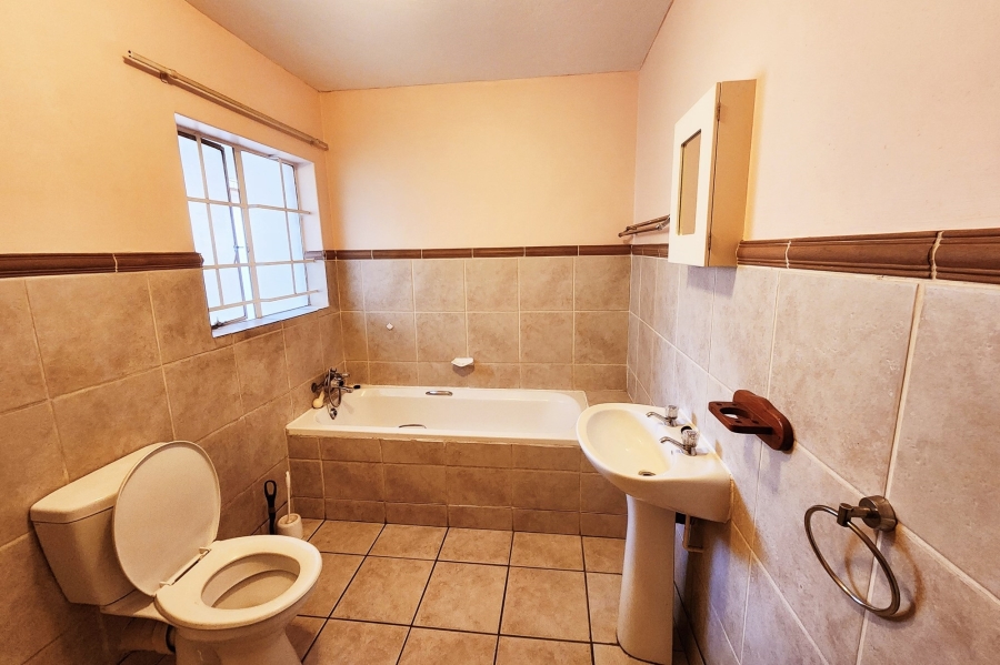 2 Bedroom Property for Sale in Amberfield Gauteng
