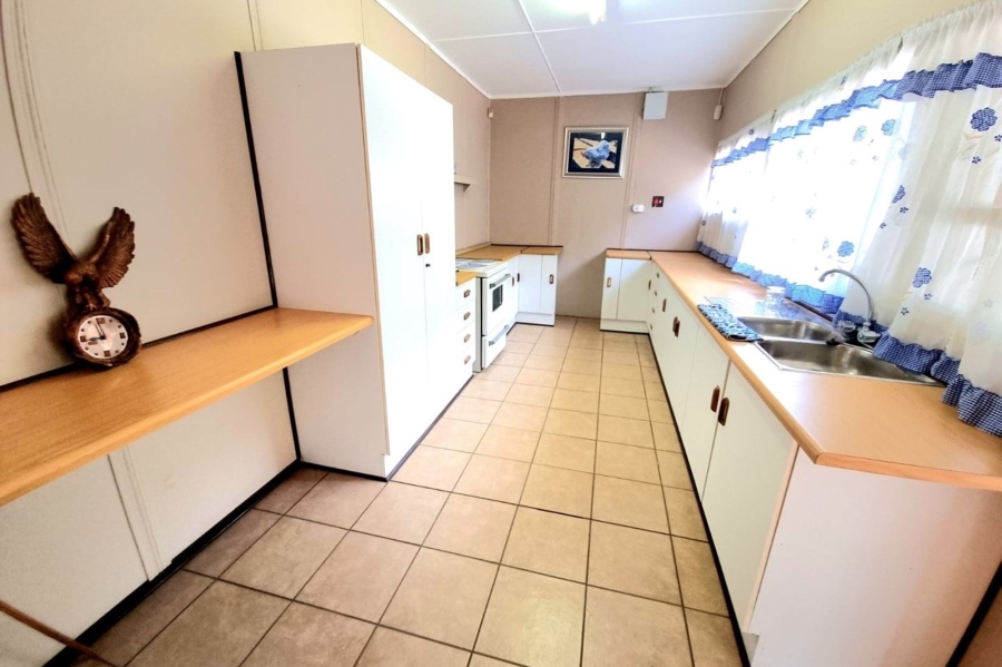 0 Bedroom Property for Sale in Ystervarkfontein Gauteng