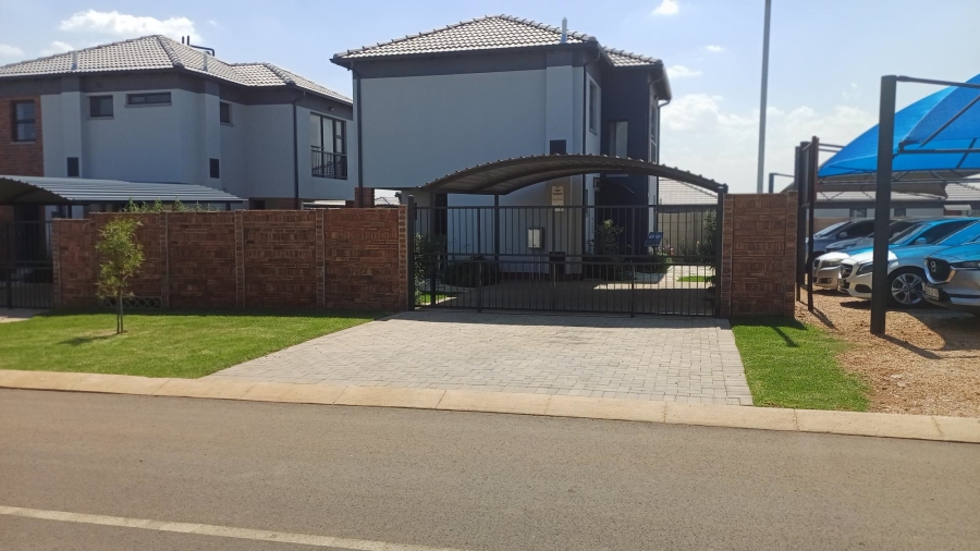 3 Bedroom Property for Sale in Sky City Gauteng