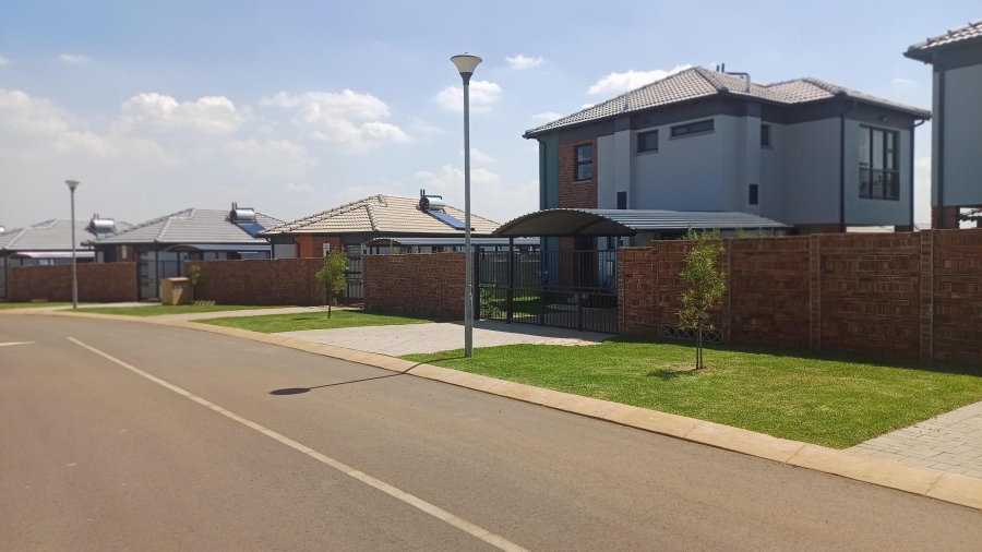 4 Bedroom Property for Sale in Sky City Gauteng