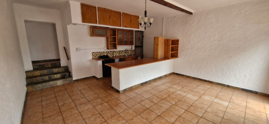 5 Bedroom Property for Sale in Kilner Park Gauteng