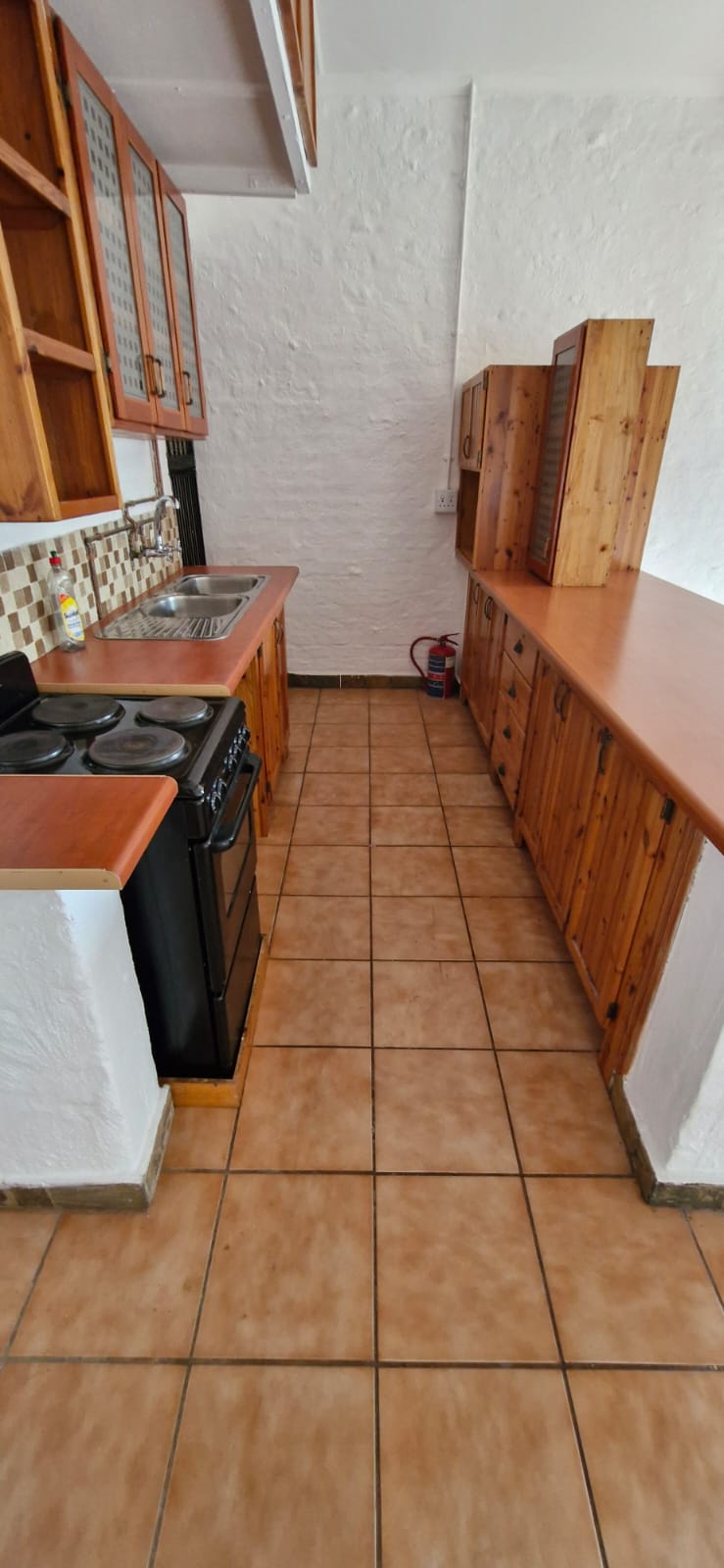 5 Bedroom Property for Sale in Kilner Park Gauteng