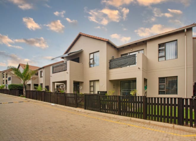 2 Bedroom Property for Sale in Bardene Gauteng
