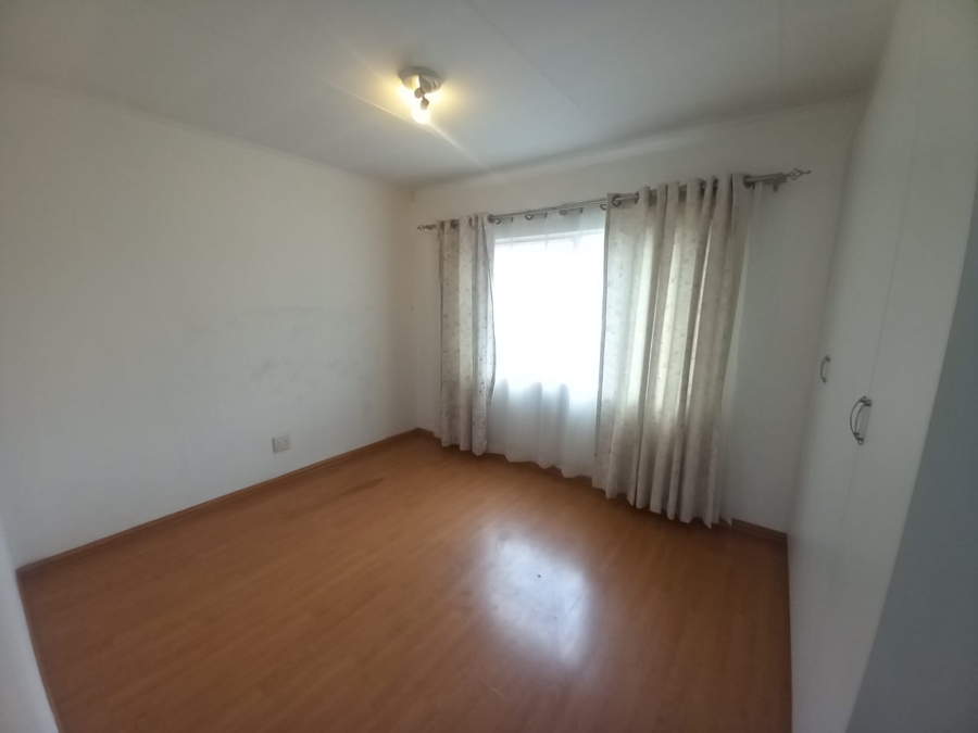 2 Bedroom Property for Sale in Bardene Gauteng