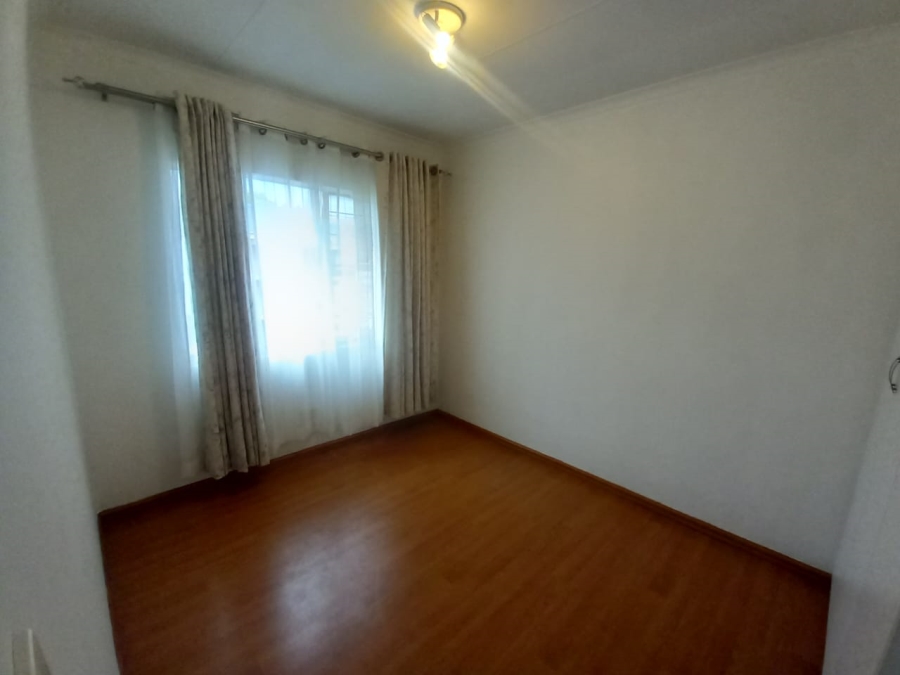 2 Bedroom Property for Sale in Bardene Gauteng