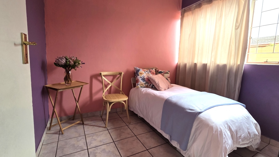 2 Bedroom Property for Sale in Hermanstad Gauteng