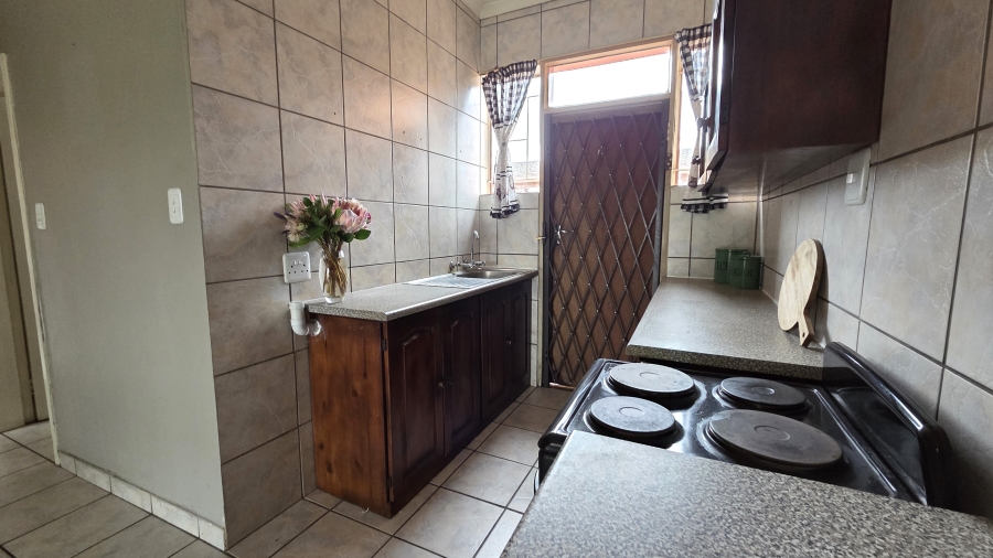 2 Bedroom Property for Sale in Hermanstad Gauteng