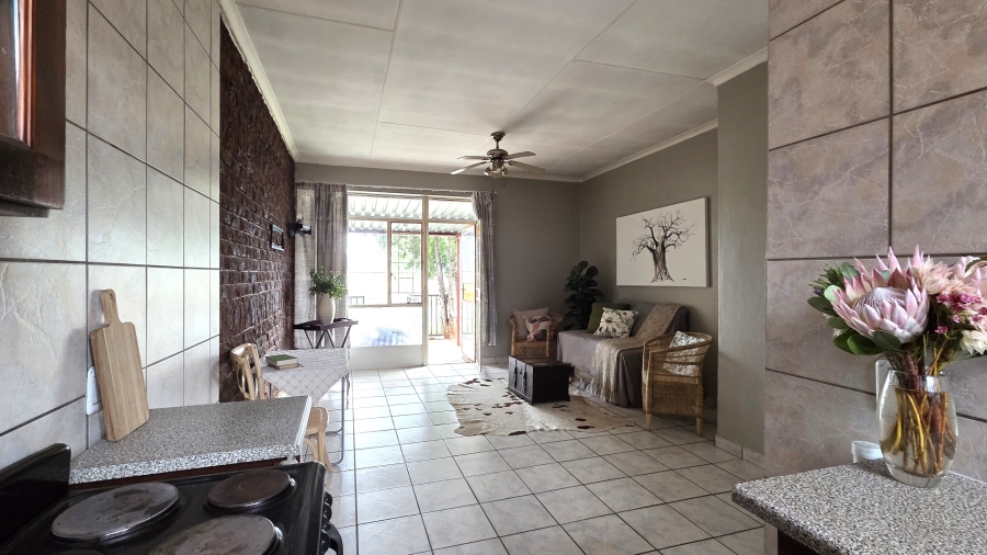 2 Bedroom Property for Sale in Hermanstad Gauteng