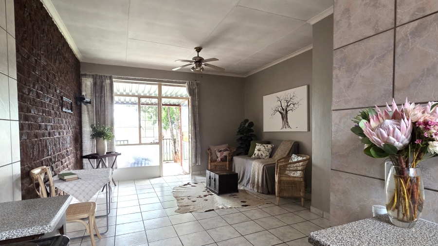 2 Bedroom Property for Sale in Hermanstad Gauteng