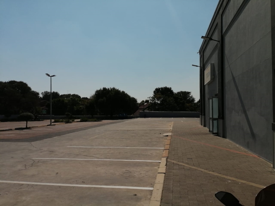To Let commercial Property for Rent in Die Wilgers Gauteng