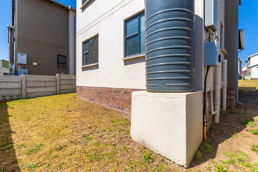 To Let 3 Bedroom Property for Rent in Noordwyk Gauteng