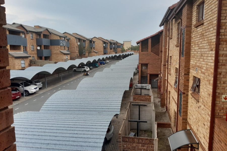 2 Bedroom Property for Sale in Carlswald Gauteng