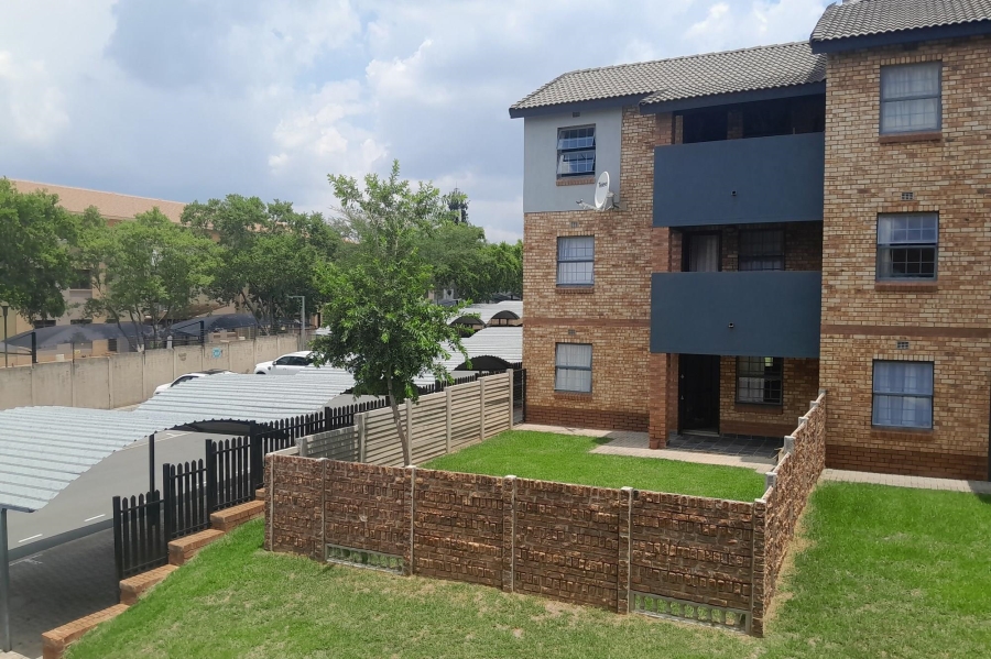 2 Bedroom Property for Sale in Carlswald Gauteng