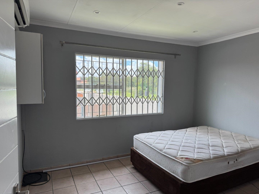 2 Bedroom Property for Sale in Vorna Valley Gauteng