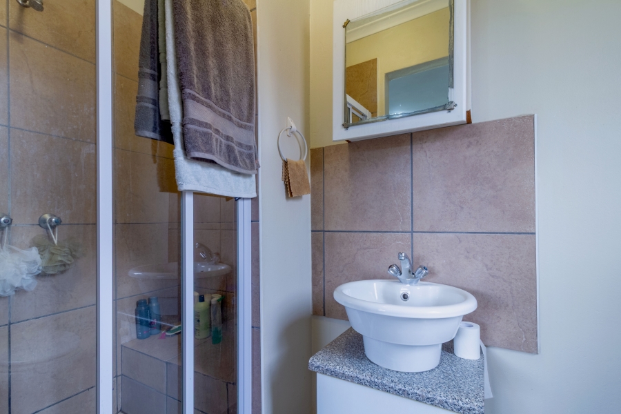 2 Bedroom Property for Sale in Sugar Bush Estate Gauteng