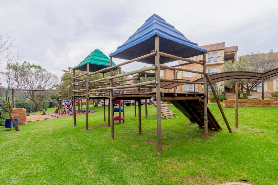 2 Bedroom Property for Sale in Sugar Bush Estate Gauteng
