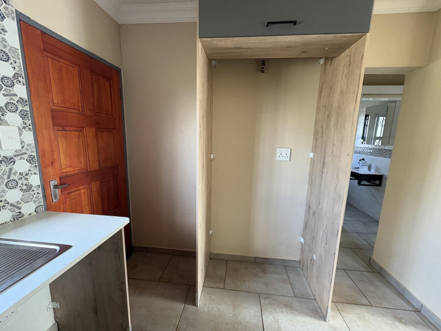 2 Bedroom Property for Sale in Andeon Gauteng
