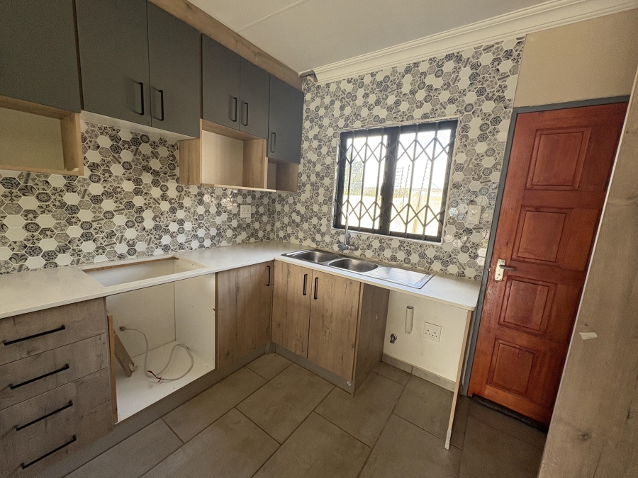 2 Bedroom Property for Sale in Andeon Gauteng
