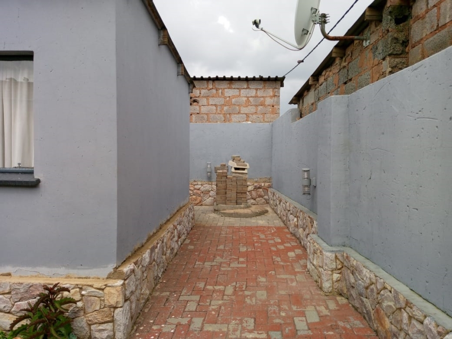 2 Bedroom Property for Sale in Kwa Thema Gauteng