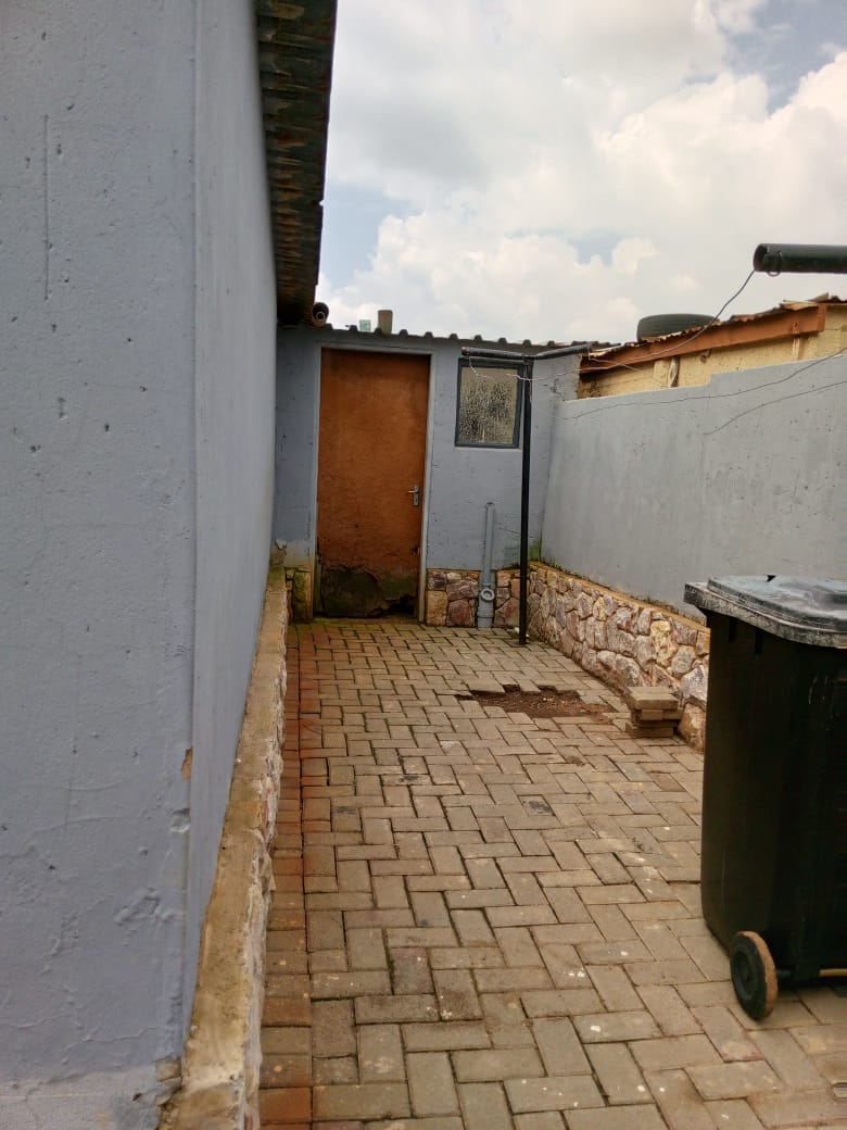 2 Bedroom Property for Sale in Kwa Thema Gauteng
