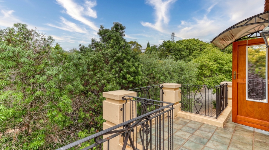 5 Bedroom Property for Sale in Dainfern Golf Estate Gauteng