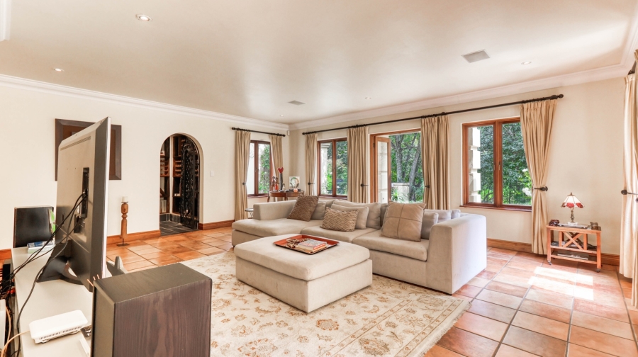 5 Bedroom Property for Sale in Dainfern Golf Estate Gauteng