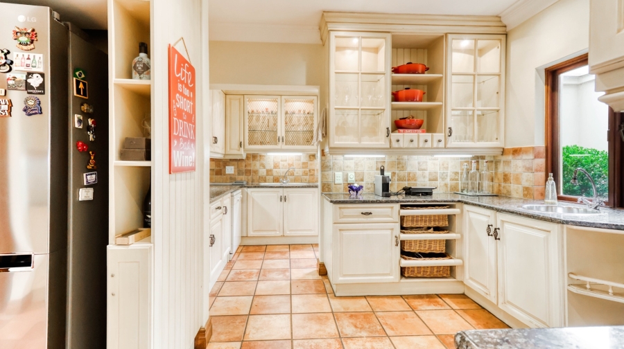5 Bedroom Property for Sale in Dainfern Golf Estate Gauteng