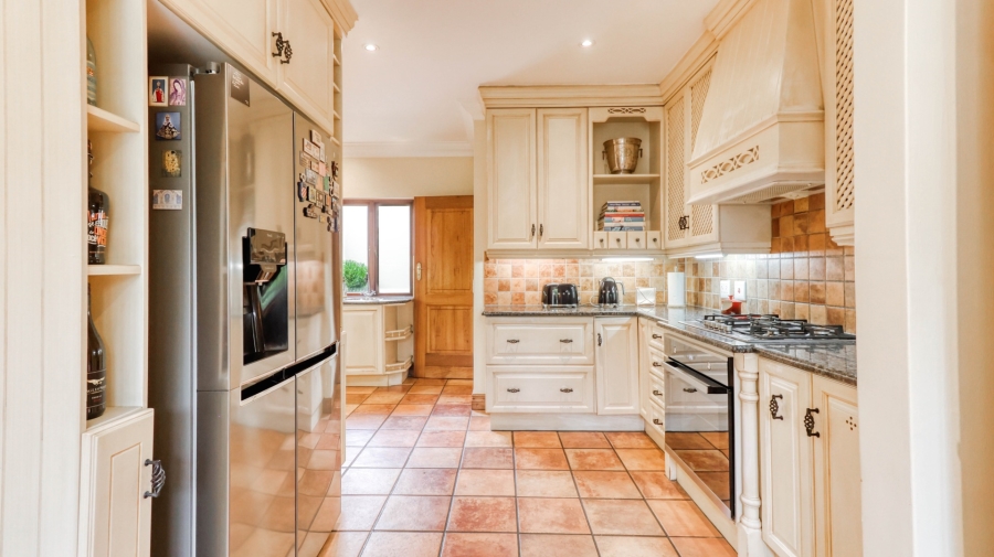 5 Bedroom Property for Sale in Dainfern Golf Estate Gauteng