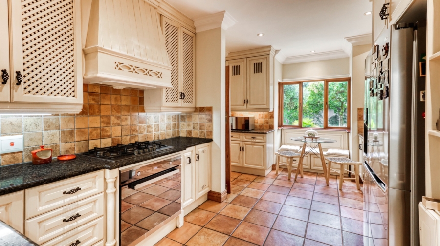 5 Bedroom Property for Sale in Dainfern Golf Estate Gauteng