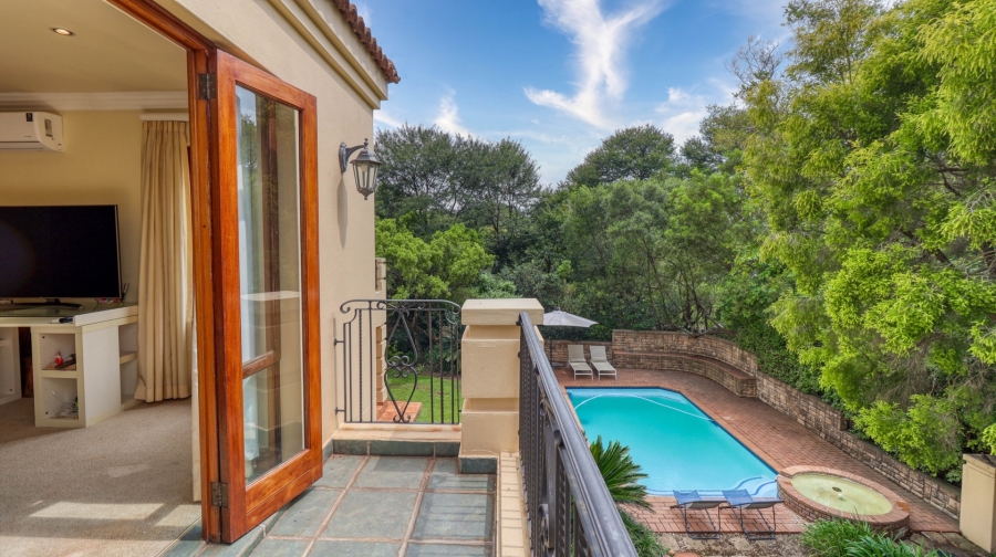 5 Bedroom Property for Sale in Dainfern Golf Estate Gauteng